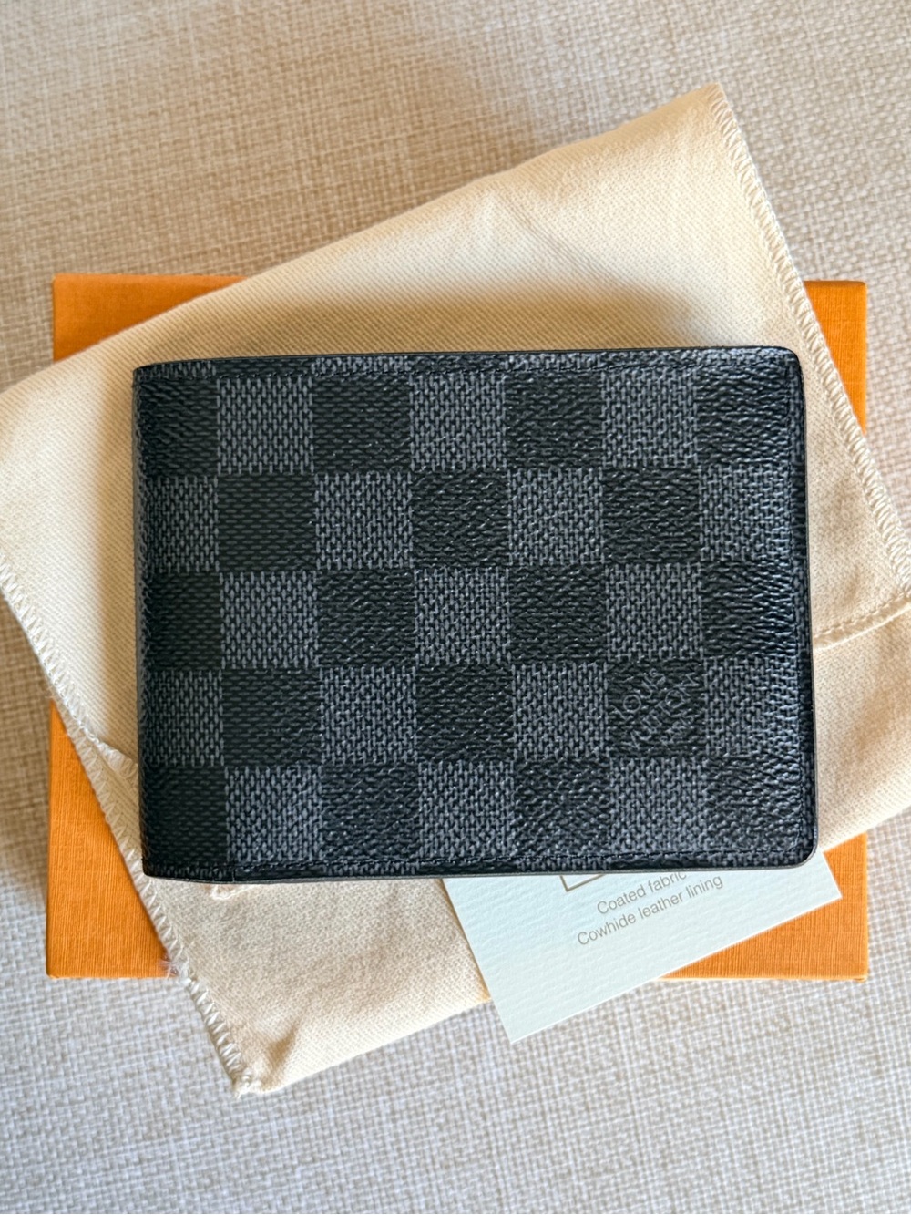 Louis Vuitton Multiple Men’s Wallet in Damier Graphite w Box & Dust Bag